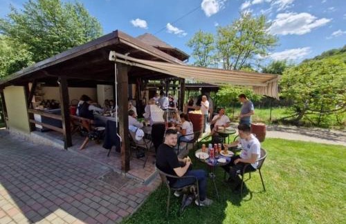 Gura Suhasului House | Casa la Helesteu