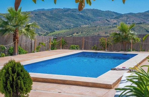 Tolox Villa | Casa Las Allanas Tolox by Ruralidays