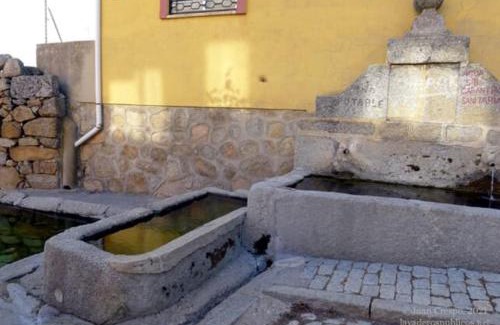 San Bartolome de Pinares House | CASA LOS PILARES
