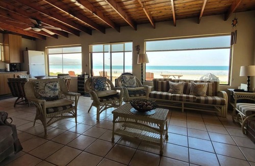 Lengueta Arenosa House | CASA MARBELLA 4BR 2BA Private Beach-Front Home