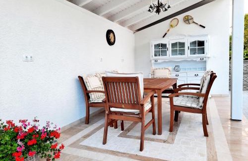 Deva House | Casa Mora
