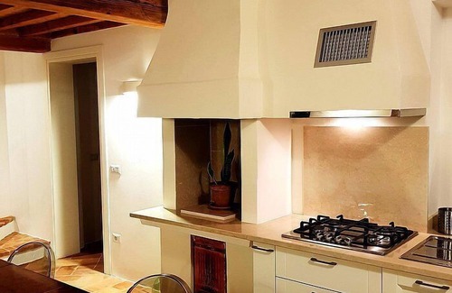 Monsano House | Casa Mortella F: A graceful two-story apartment that is part of an ancient manor house, with Free WI-FI.