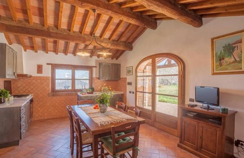 Sassetta Villa | Casa nel Bosco - independent villa with large fully fenced garden