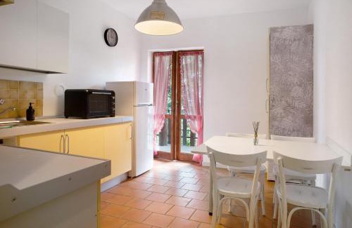 Cosio Valtellino House | Casa Nel Bosco
