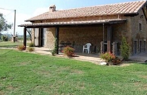 Tarano House | Casa Norberto D, fully refundable with voucher*: A spacious age-old farm house made of stone.