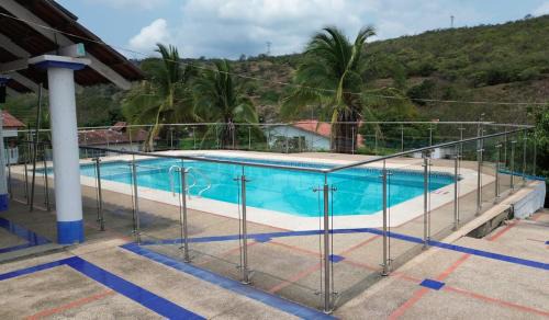 Girardot Villa | Casa Nueva en Condominio