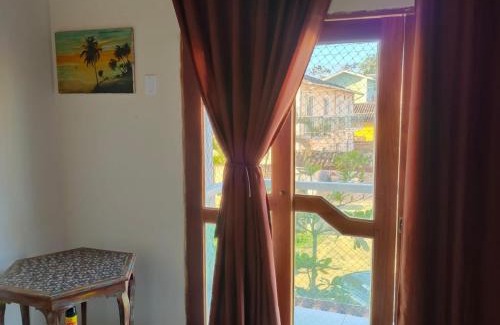 Jabaquara House | CASA Pé NA AREIA PARATY com AC, smartv, wi fi, churrasqueira e máquina de lavar