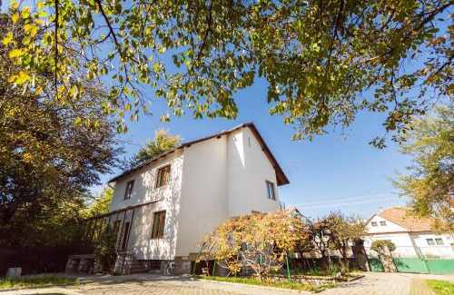 Cisnadie House | CASA PANORAMA