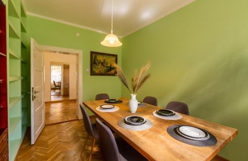 Cisnadie House | CASA PANORAMA