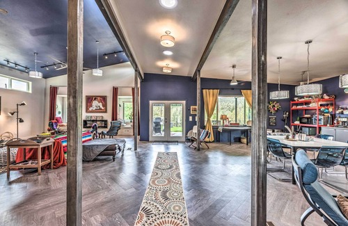 Alto Cabin | ‘Casa Patron’ Home < 10 Mi to Hiking & Casinos