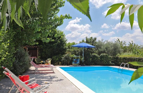 Pollenza House | Casa Polly 6 - Two Bedroom House, Sleeps 6