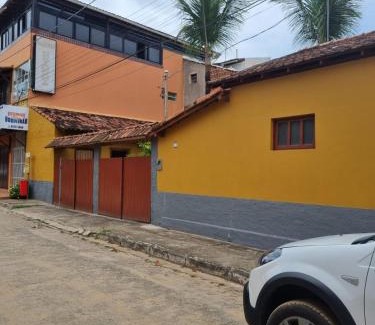 Meaipe House | CASA RÚSTICA AMARELA 1 E 2 Meaípe