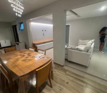 Vila Valqueire House | Casa Residencial Recreio dos Bandeirantes