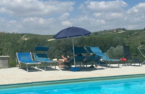 Alice Bel Colle House | Casa Roberto Pool with Bar 5 bedrooms 2 bathrooms Great For Groups