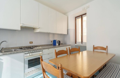 Lecco Apartment | Casa Rossella - Charming Lake Retreat in Rancio