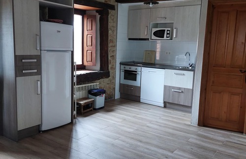Roscales de la Pena Cottage | Casa Rural La Tila for 8 people