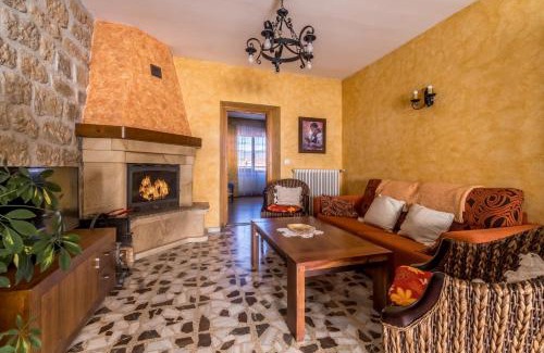Canicosa de la Sierra House | Casa Rural Bocanegra