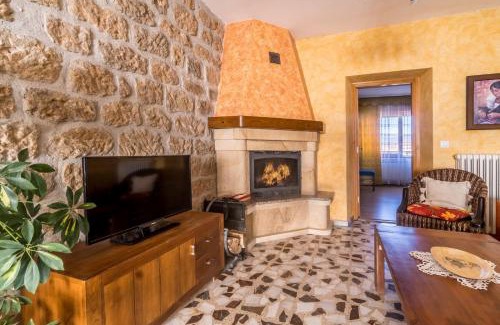 Canicosa de la Sierra House | Casa Rural Bocanegra