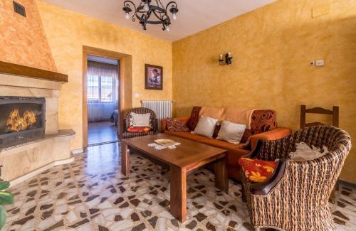 Canicosa de la Sierra House | Casa Rural Bocanegra