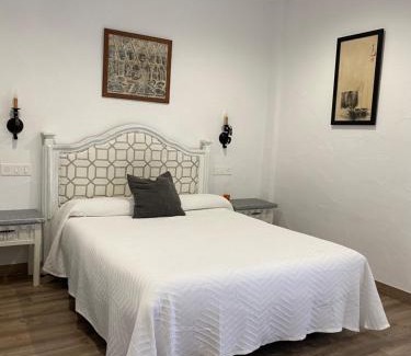 Alarcon Bed & Breakfast | Casa Rural Dolly Baby