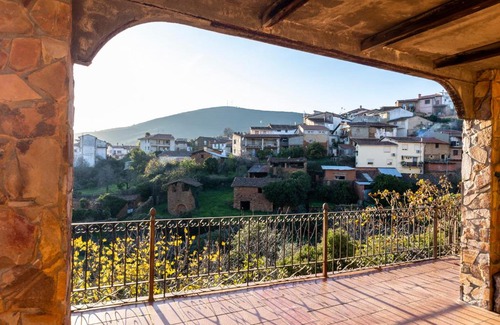 Torre de Don Miguel House | Casa Rural El Abeto