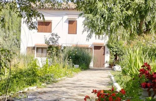 Naval House | Casa Rural en Naval, Torre San Rafael