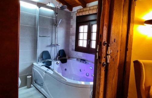Valmala House | Casa Rural La Genciana VALMALA