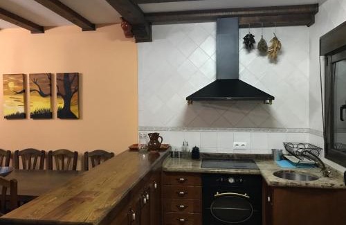 Zarzuela del Pinar House | CASA RURAL LA IBIENZA
