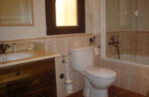 Zarzuela del Pinar House | CASA RURAL LA IBIENZA