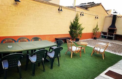 Valoria la Buena House | Casa Rural La Plaza