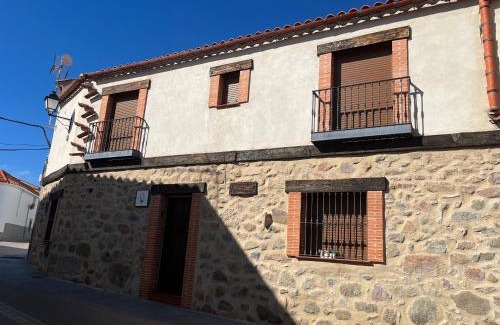 Almoharin House | Casa rural las pelliquerinas