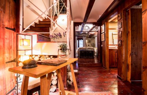 Linares de Mora House | Casa Rural Palacio