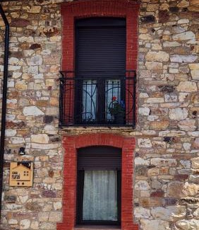Los Barrios de Luna House | Casa rural Salomé, Mora de Luna, al lado del río Luna