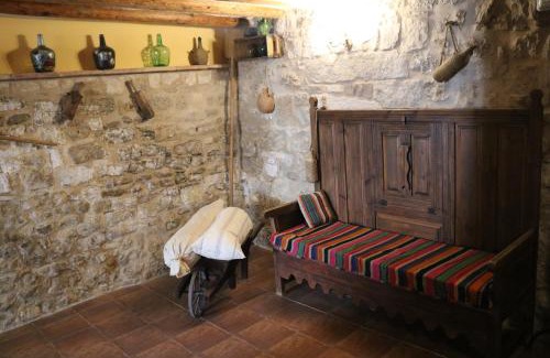 Ontinena House | Casa rural tres regiones