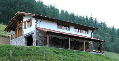 Etxalar Ski Chalet | Casa Rural Zimitxu