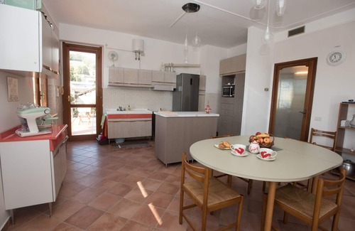 Solonghello Villa | Casa Serena - Unique Retro/Classic Villa in Wine Country near Milan Terrace View