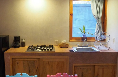 Mazunte House | Casa Sierra: Starlink, AC & Superbly Located!