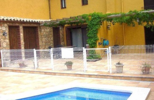 Vilafranca del Penedes House | Casa Sionia - Fantastic Townhouse with Private Pool - 35 km from Barcelona!