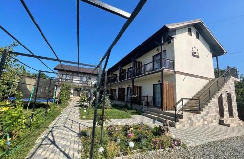 Costinesti House | CASA SMARALD