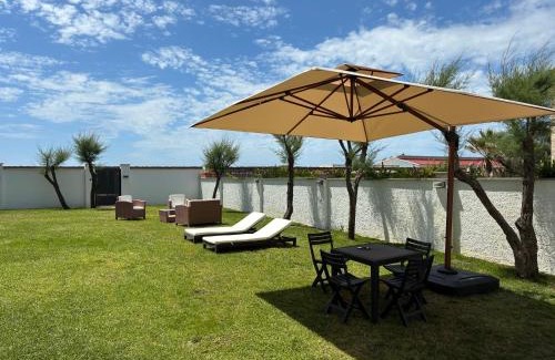 Focene House | Casa sul mare con accesso diretto in spiaggia I