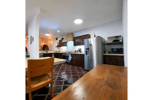 La Cruz de Huanacaxtle Villa | Casa Tabachines - Tropical villa 5 min from beach