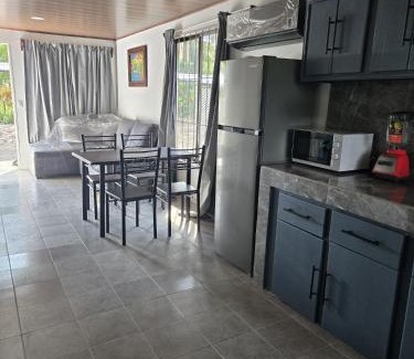 Palma House | Casa Trogon 2BDRM AC 50M to the Beach