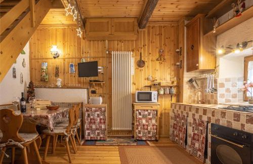 Malborghetto Valbruna House | CASA VACANZA "AI PIEDI DEL BOSCO"
