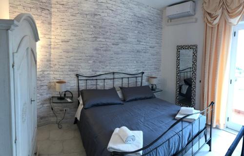 San Terenzo Monti Apartment | Casa Vacanza La Luna
