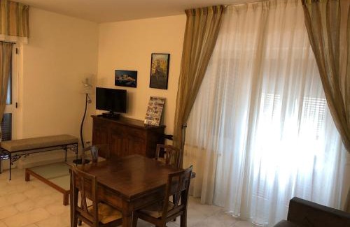 San Terenzo Monti Apartment | Casa Vacanza La Luna