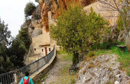 Casenove House | Casa Vacanze Fonte del Menotre