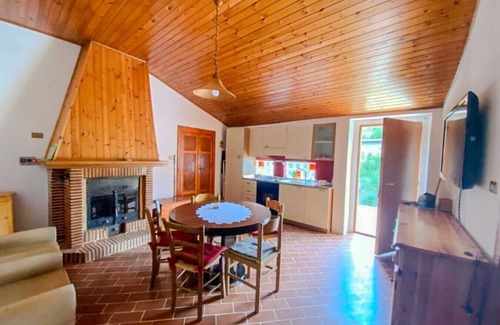 Bisenti House | Casa Vacanze Maja e Hermes