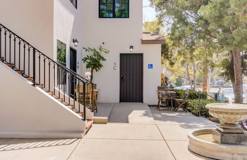 Upper East Apartment | Casa Valerio Unit 6C-Boutique Suite in Downtown Santa Barbara