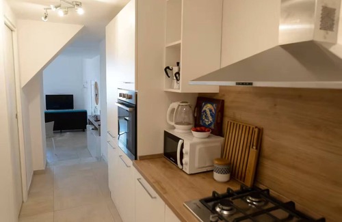 Licola Apartment | Casa Veneziano: a window on the Mediterranean