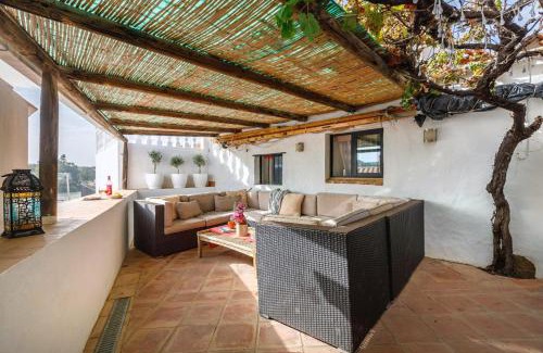 Sanlucar de Guadiana House | Casa Verde, charming village house, 4 bedrooms